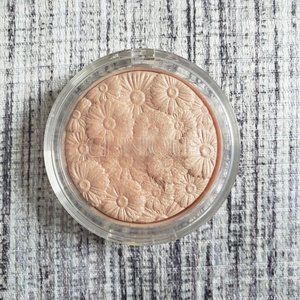 Clinique Lunar Pop Highlighter